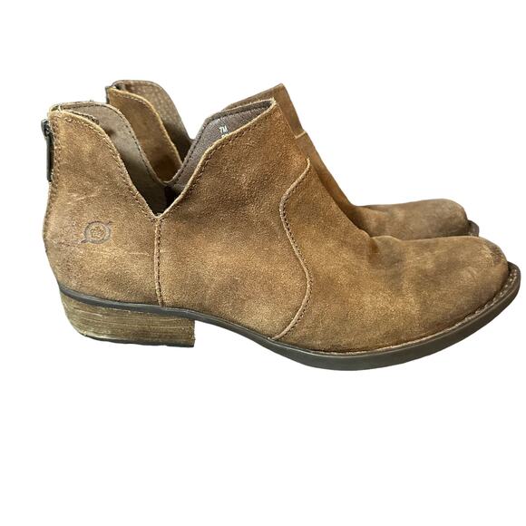 Born Kerri Rust Suede Distressed Ankle Booties - Size 7 - Picture 1 of 11